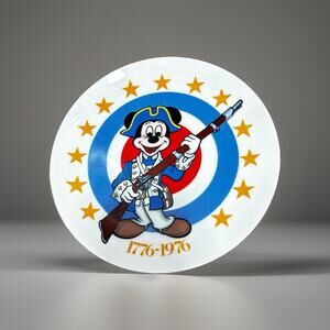 DISNEY AMERICA ON PARADE Mickey Mouse 1976 Plate Bicentennial